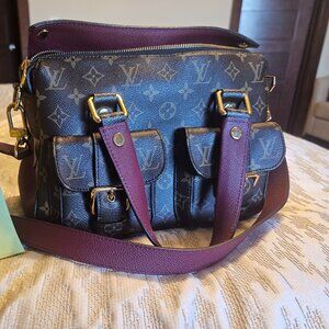 Louis Vuitton- NM Manhattan